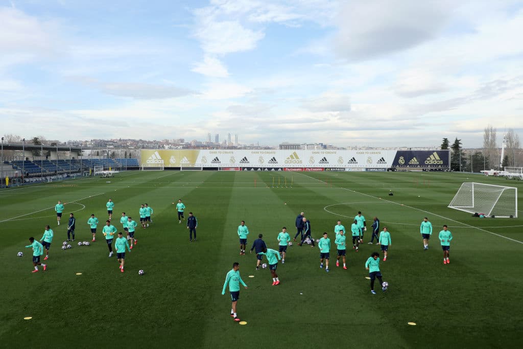 Vista general del entrenamiento del Real Madrid