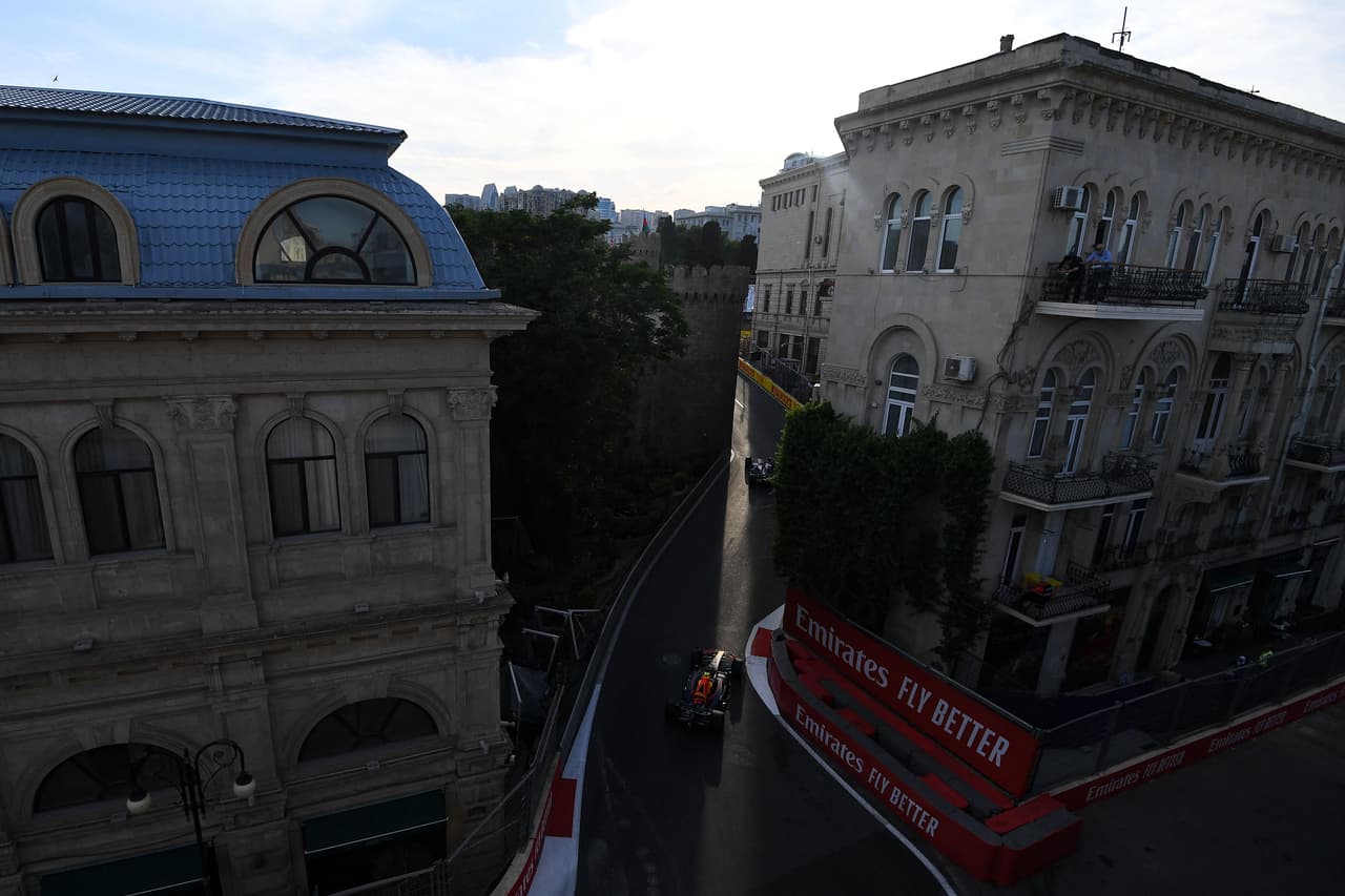 Las calles de Azerbaiyán eran un escenario perfecto para la Fórmula 1.
<br>