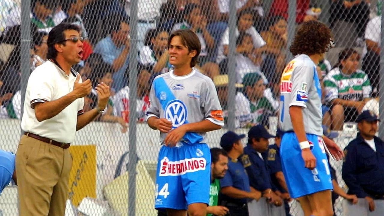 Pasó por el banquillo del Puebla en 2002.