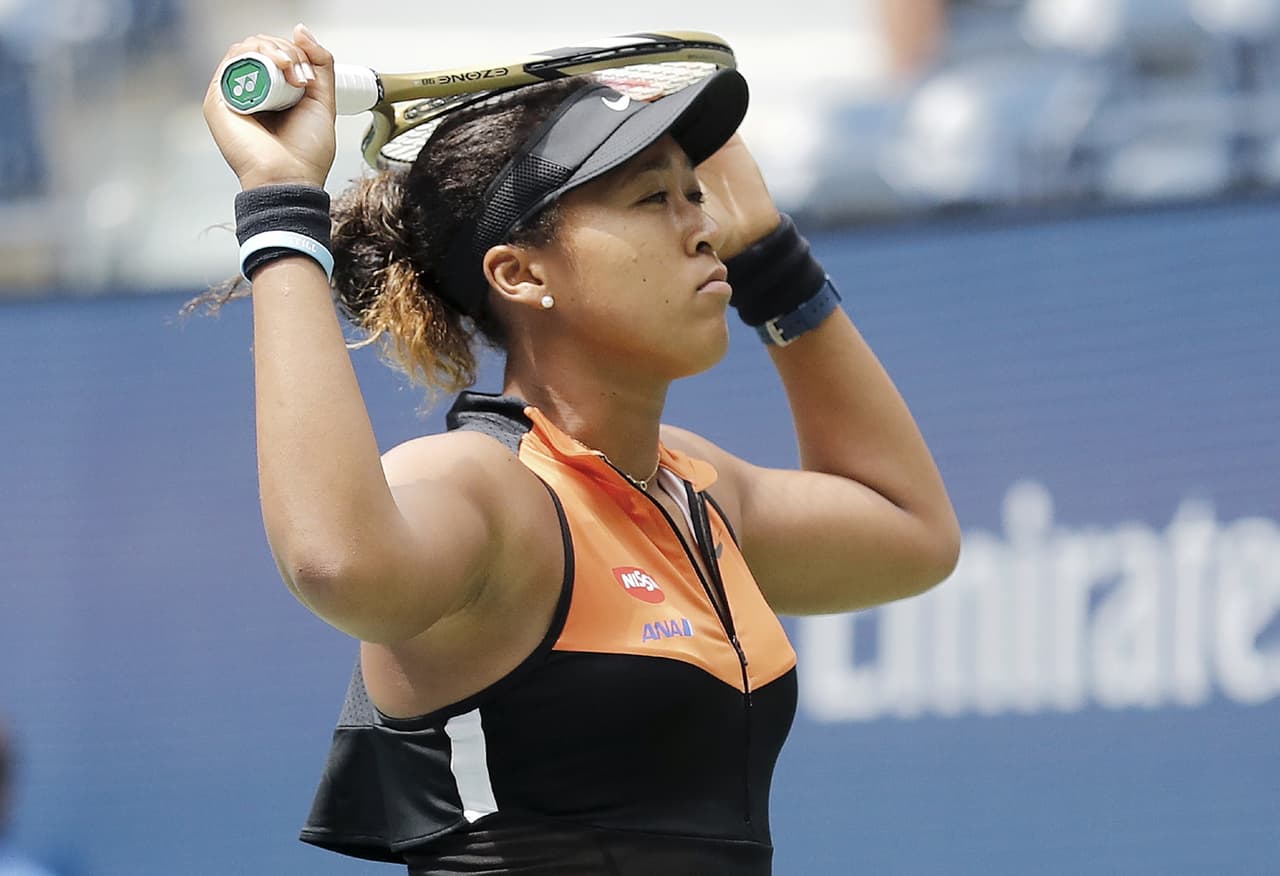 Naomi Osaka sufre en su debut en el US Open