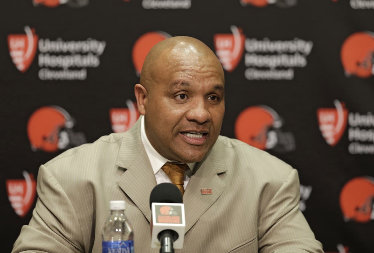 Hue Jackson no quiere tener un coordinador ofensivo que le ayude en los Cleveland Browns