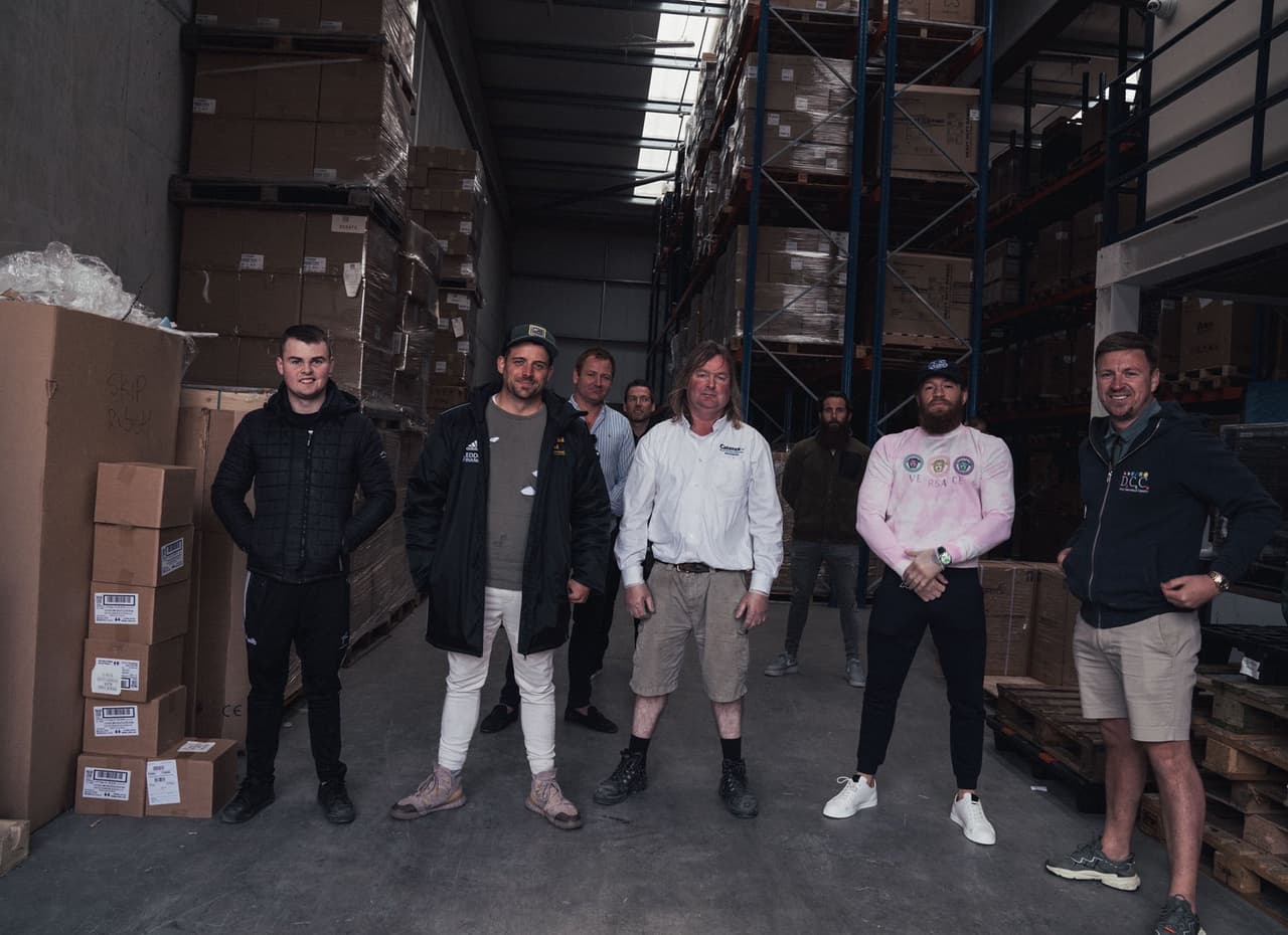 Los hospitales pudieron comprar un poco más de 50,000 equipos y máscaras de protección personal para estar entregando de forma regular a lo largo del país.