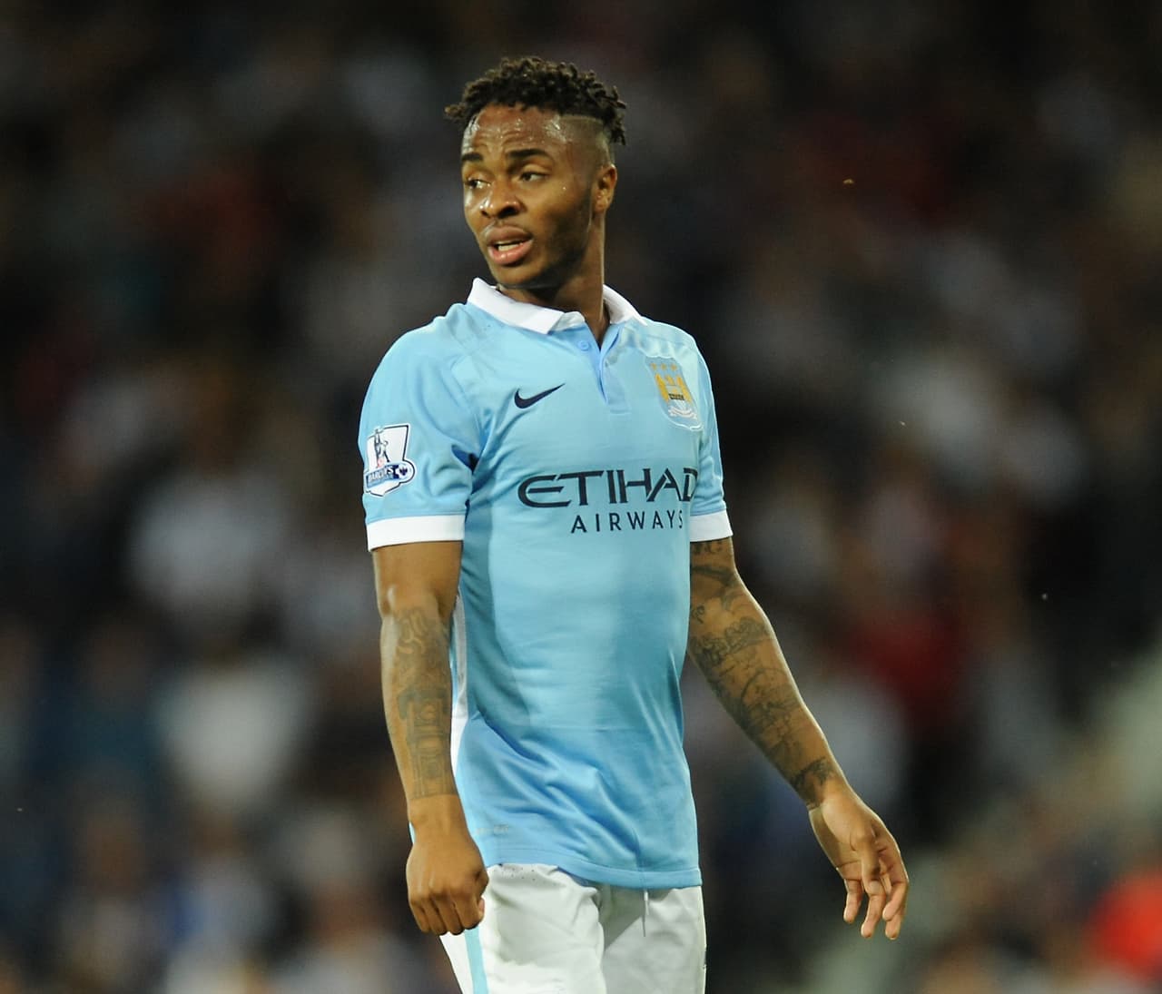 Raheem Sterling llegó de Liverpool a Manchester City en 2015 por 69.100.000 euros, aproximadamente unos 80.818.000 dólares.