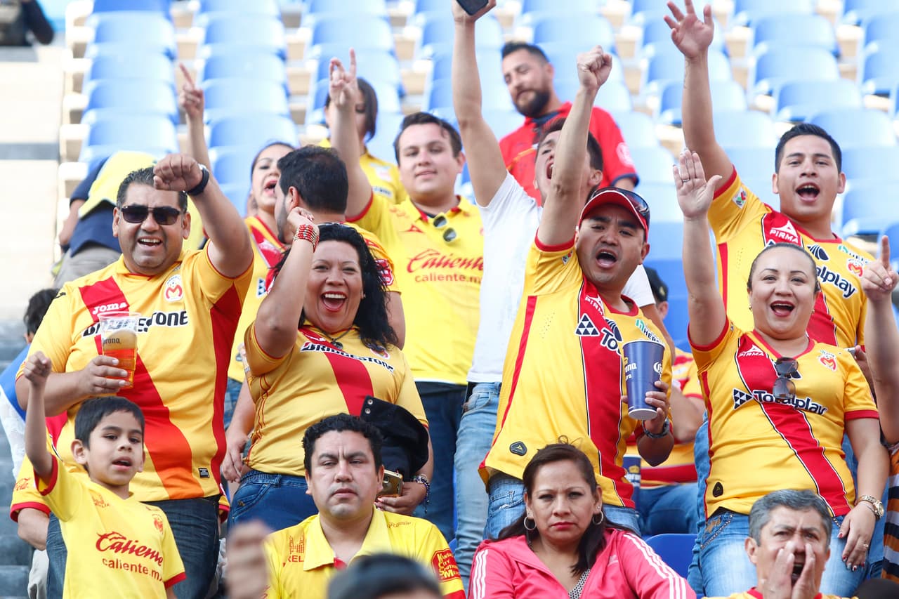 Los aficionados de Morelia hicieron el viaje para apoyar a su equipo.