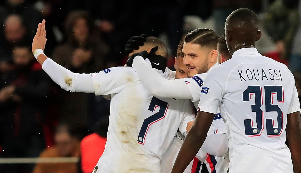 La inagotable cantera del conjunto parisino presume este talentoso defensor de 17 años que ha tenido un impresionante aumento del 7233.3% de su valor en 2020 para alcanzar los 11 millones de euros. El Real Madrid ya tantea su fichaje.