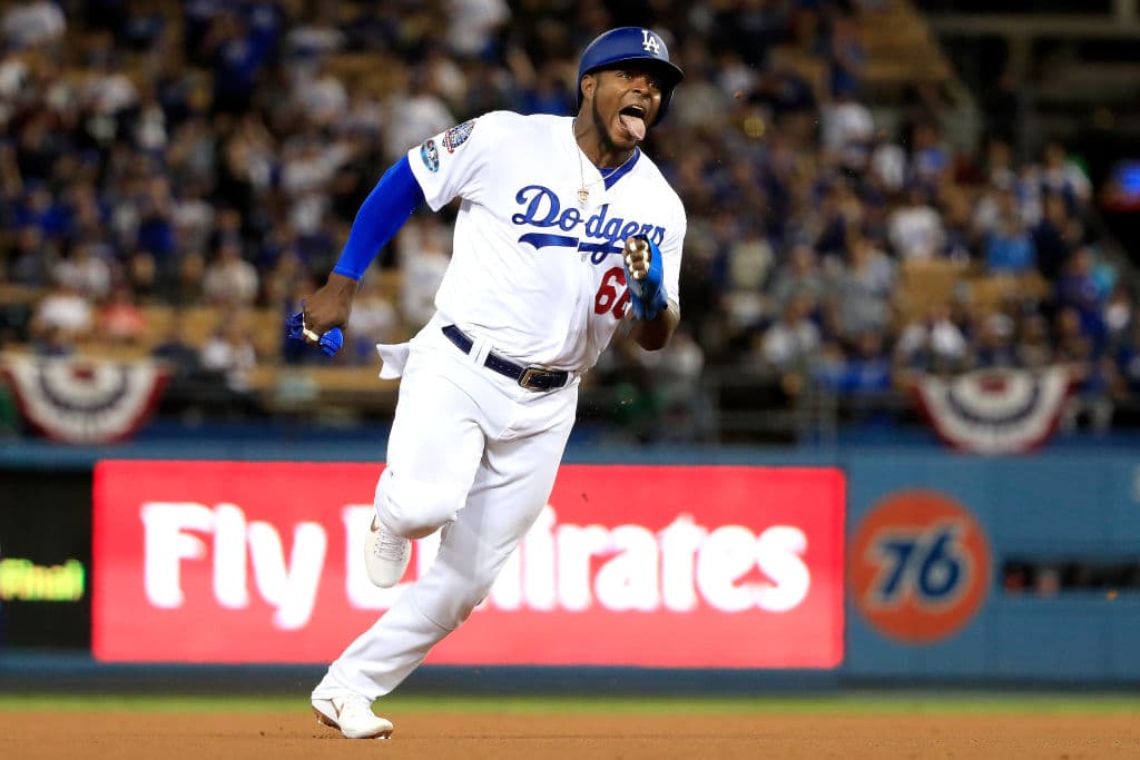 En el octavo inning, el cubano Yasiel Puig se embasó con boleto pero en un tiro de revire malo, se fue hasta tercera. David Freese lo llevó al plato con fly de sacrificio para poner 6-0 la pizarra.