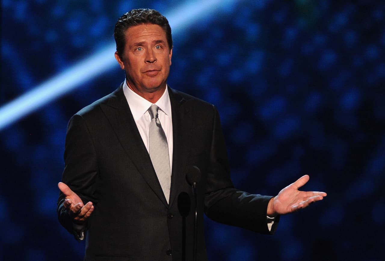 Dan Marino es considerado uno de los mejores mariscales en la historia de la NFL pero no podemos dejar de lado su participación en "Ace Ventura" junto al actor Jim Carrey.