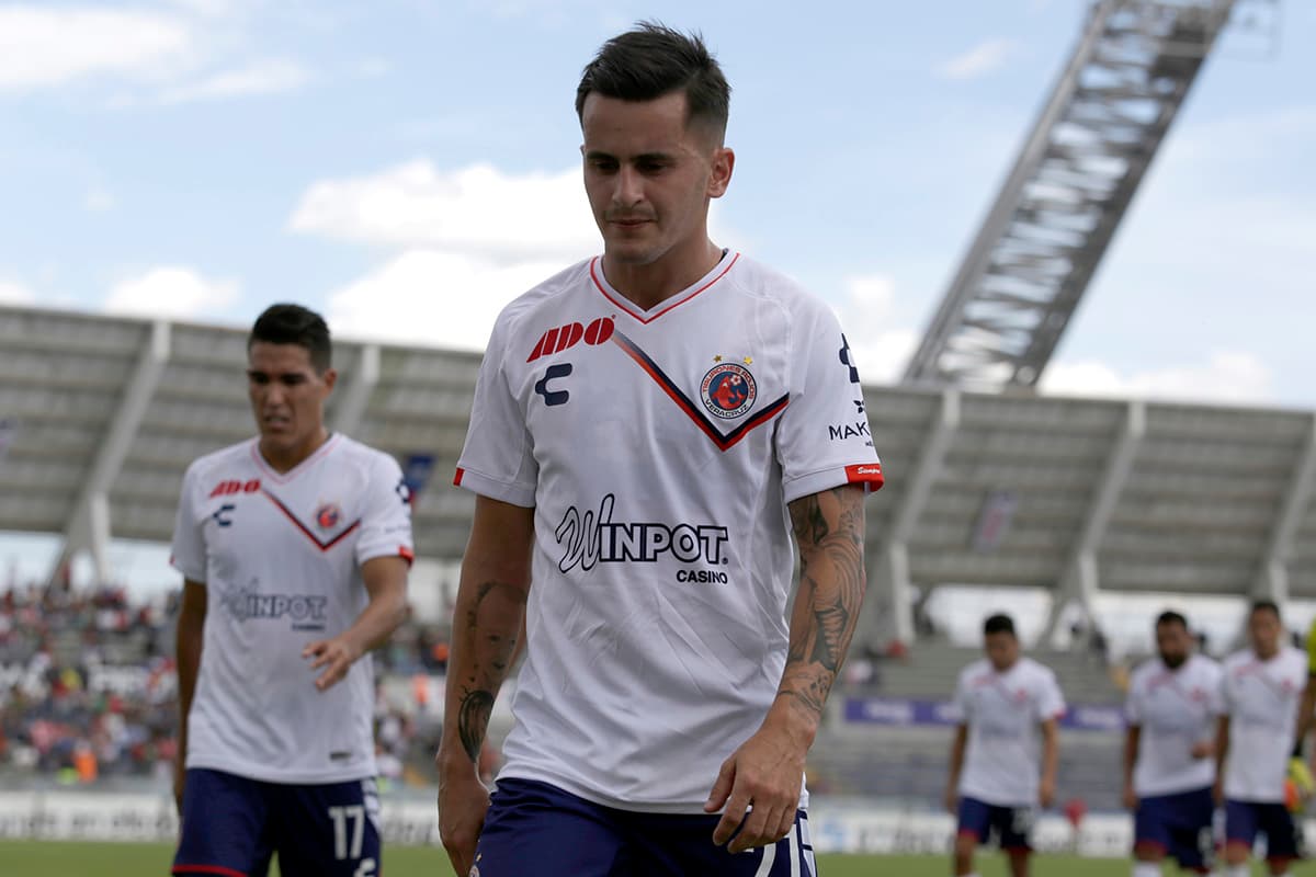 Los Tiburones buscarán revertir su racha de cinco derrotas consecutivas por Liga MX el próximo viernes en el Pirata Fuente contra Monarcas Morelia.