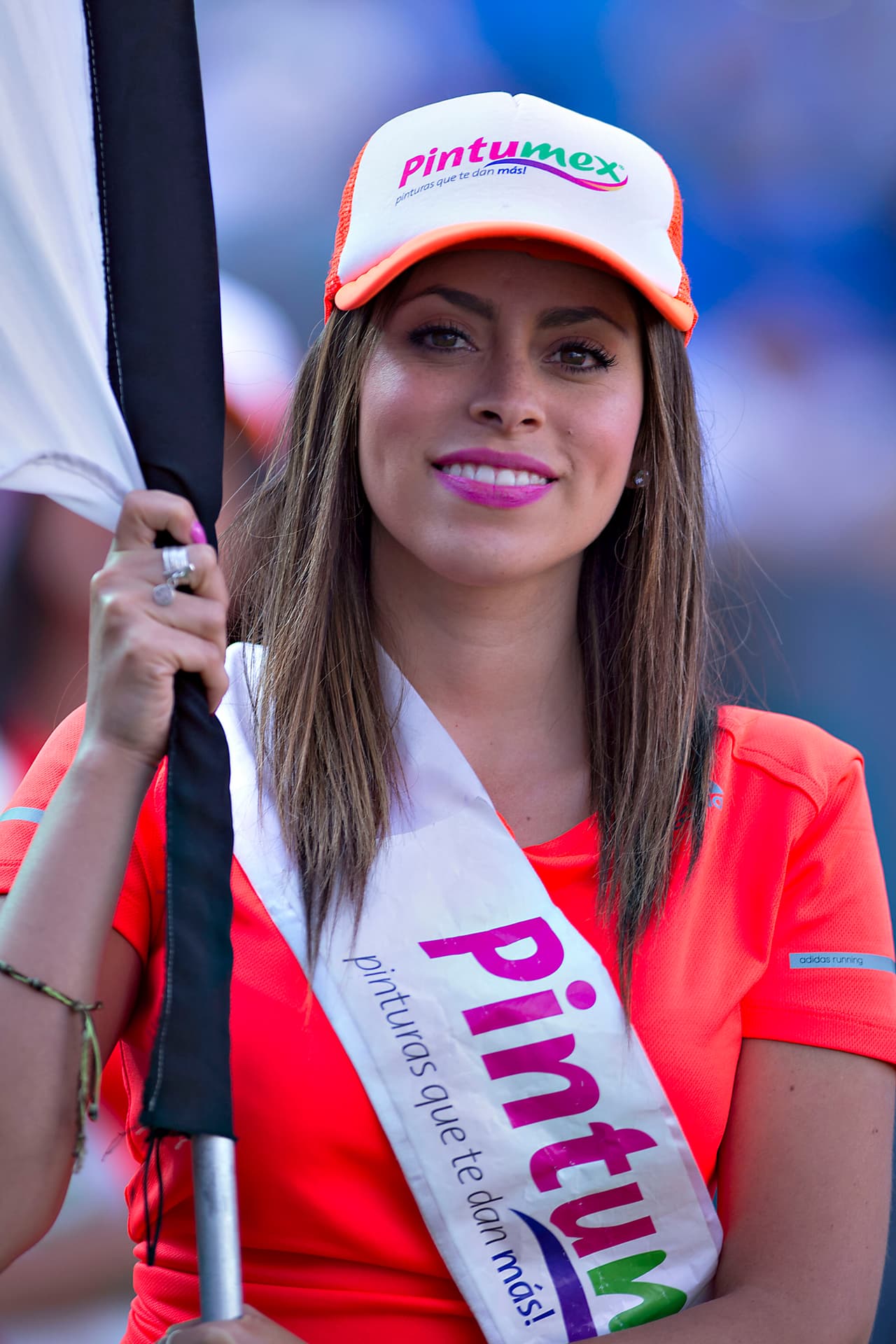 La belleza de las porristas en la fecha 15