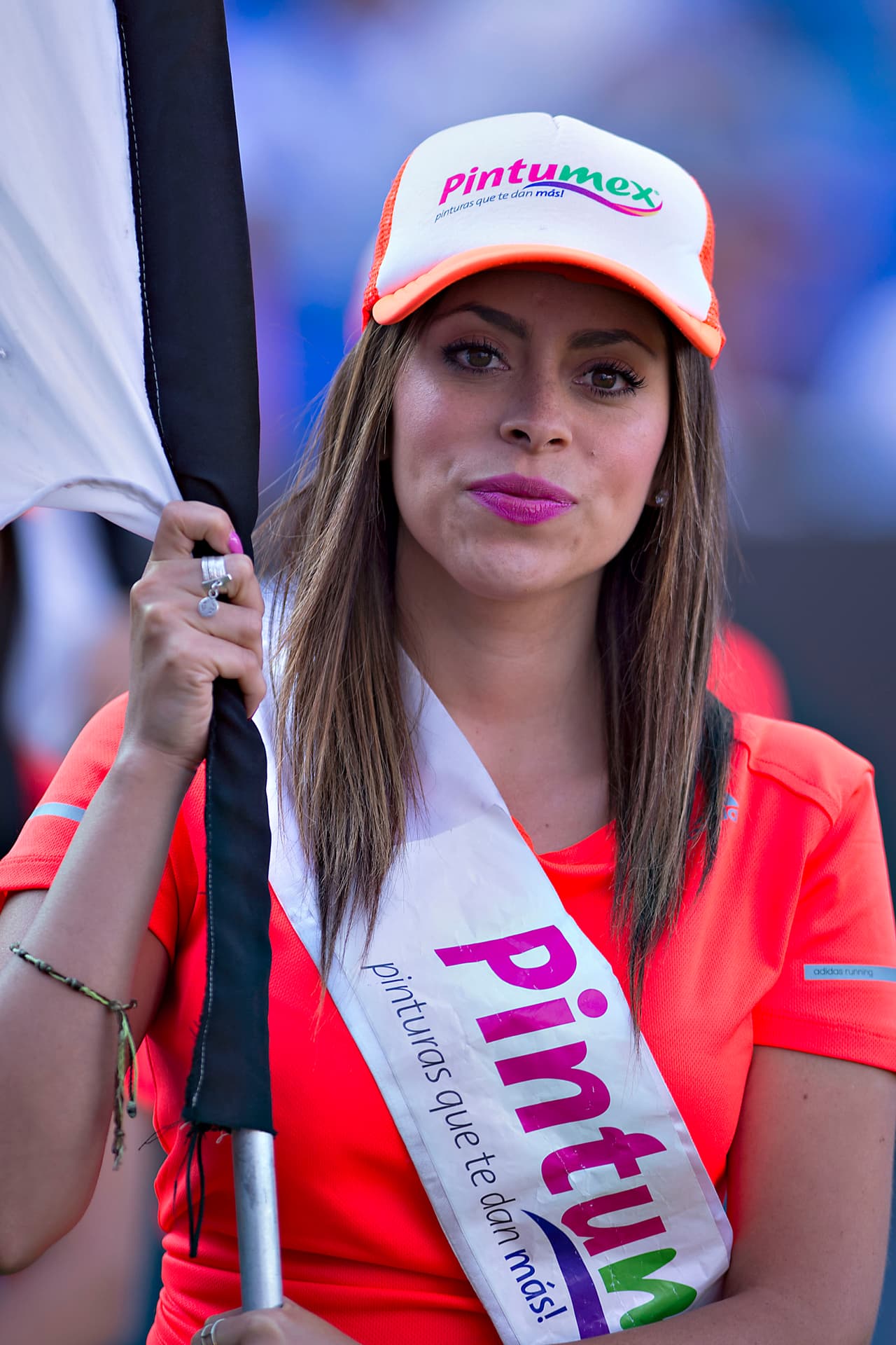 La belleza de las porristas en la fecha 15