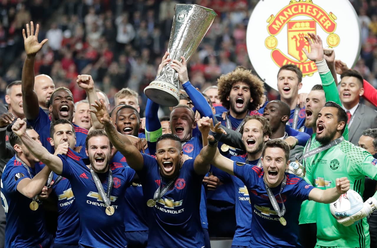 15. Manchester United F.C. (Inglaterra) - 95,192 puntos