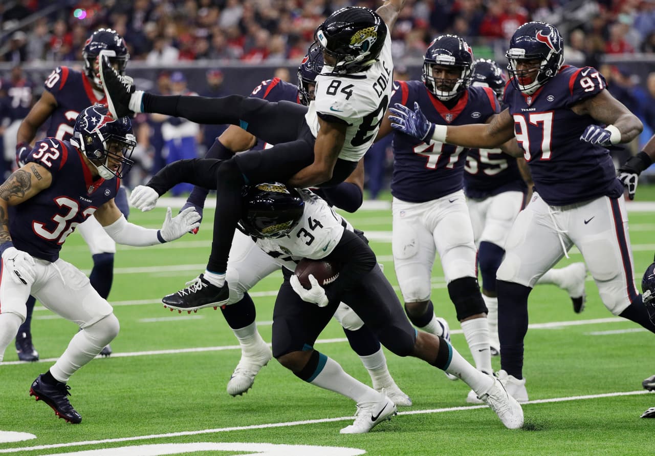 Con fecha de 3 de noviembre, está pactado el choque entre los Jacksonville Jaguars y los Houston Texans, en duelo de la AFC Sur, teniendo como escenario el Wembley Stadium.