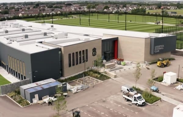 Es la primera vez que el Liverpool vende los derechos de nombre de su campo de entrenamiento, y llega después de 70 años en Melwood.