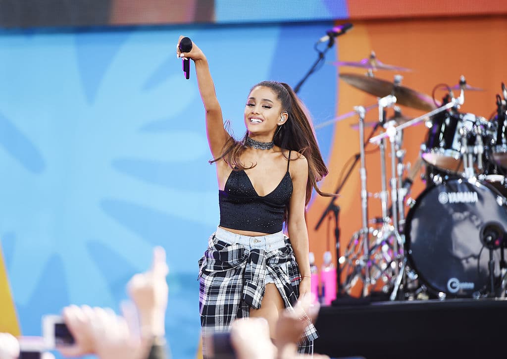 Según el portal E! News, una fuente cercana a la pareja dio a conocer los primeros adelantos de la boda.
<br>