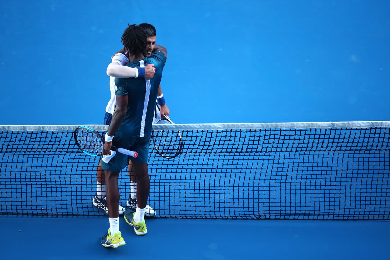 Fue su triunfo 15 en otros tantos compromisos ante Gael Monfils sitúa a Novak Djokovic en la tercera ronda del primer Grand Slam de la temporada, que ganó en 2008, 2011, 2012, 2013, 2015 y 2016.