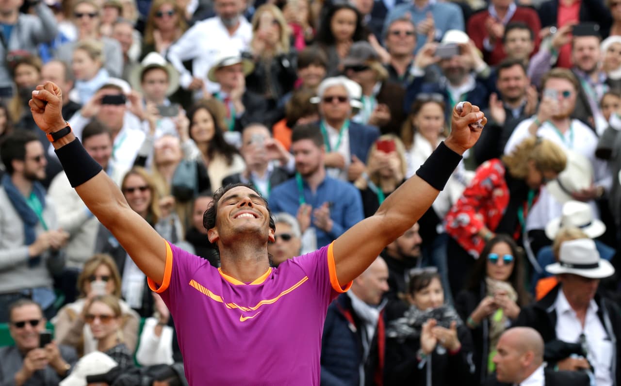 Nadal revive así la gloria cuando la próxima semana se disputará el torneo de Barcelona conocido como Conde de Godó, del que también ha sido campeón.