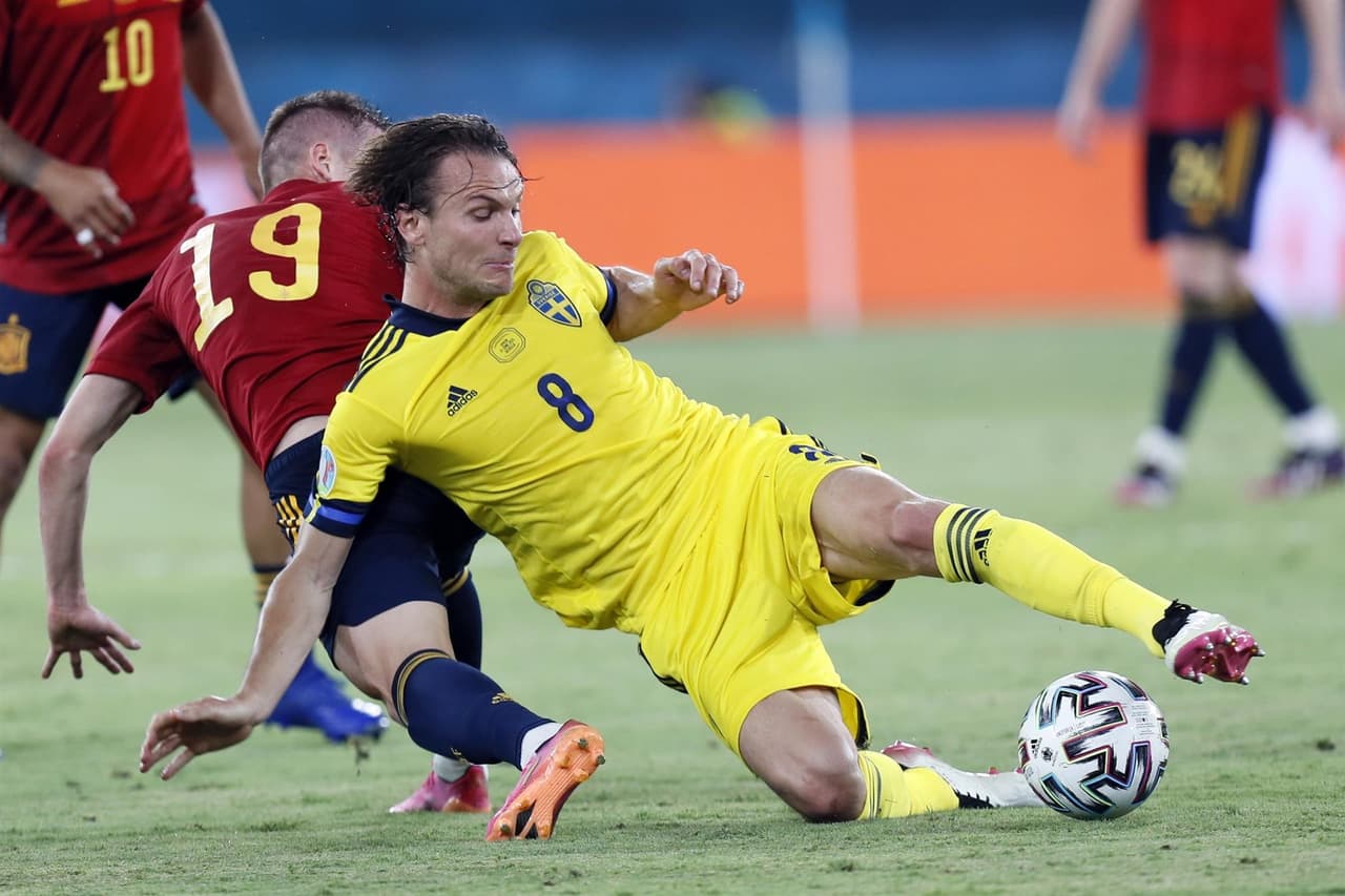 España y Suecia empatan durante su debut en la Euro 2020 con marcador de 0-0, en la Cartuja. El equipo local no logró definir ante los suecos y ambos equipos repartirán puntos dentro del Grupo E. Polonia es el próximo de los españoles, mientras que Eslovaquia se medirá ante Suecia el viernes.