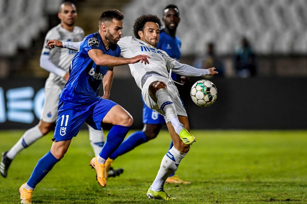 Tras igual sin goles, Porto llegó 39 unidades y Belenenses a 16. El conjunto de ‘Tecatito’, quien ingresó a los 70’ de juego, compite por la cima de la justa portuguesa. En la J18, Porto se medirá al Braga y Belenenses al Guimaraes.
