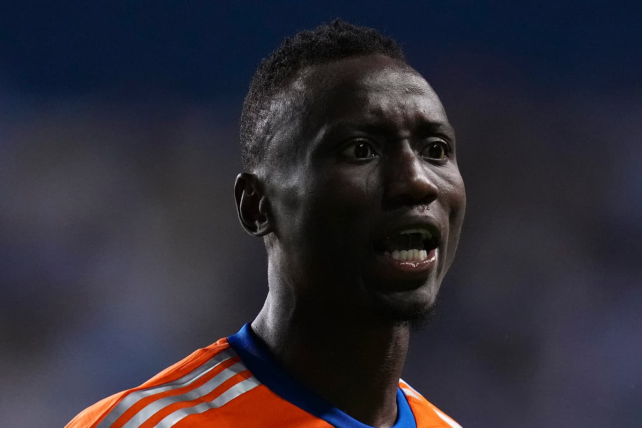 Mediocampista - OBINNA NWOBODO (FC Cincinnati)