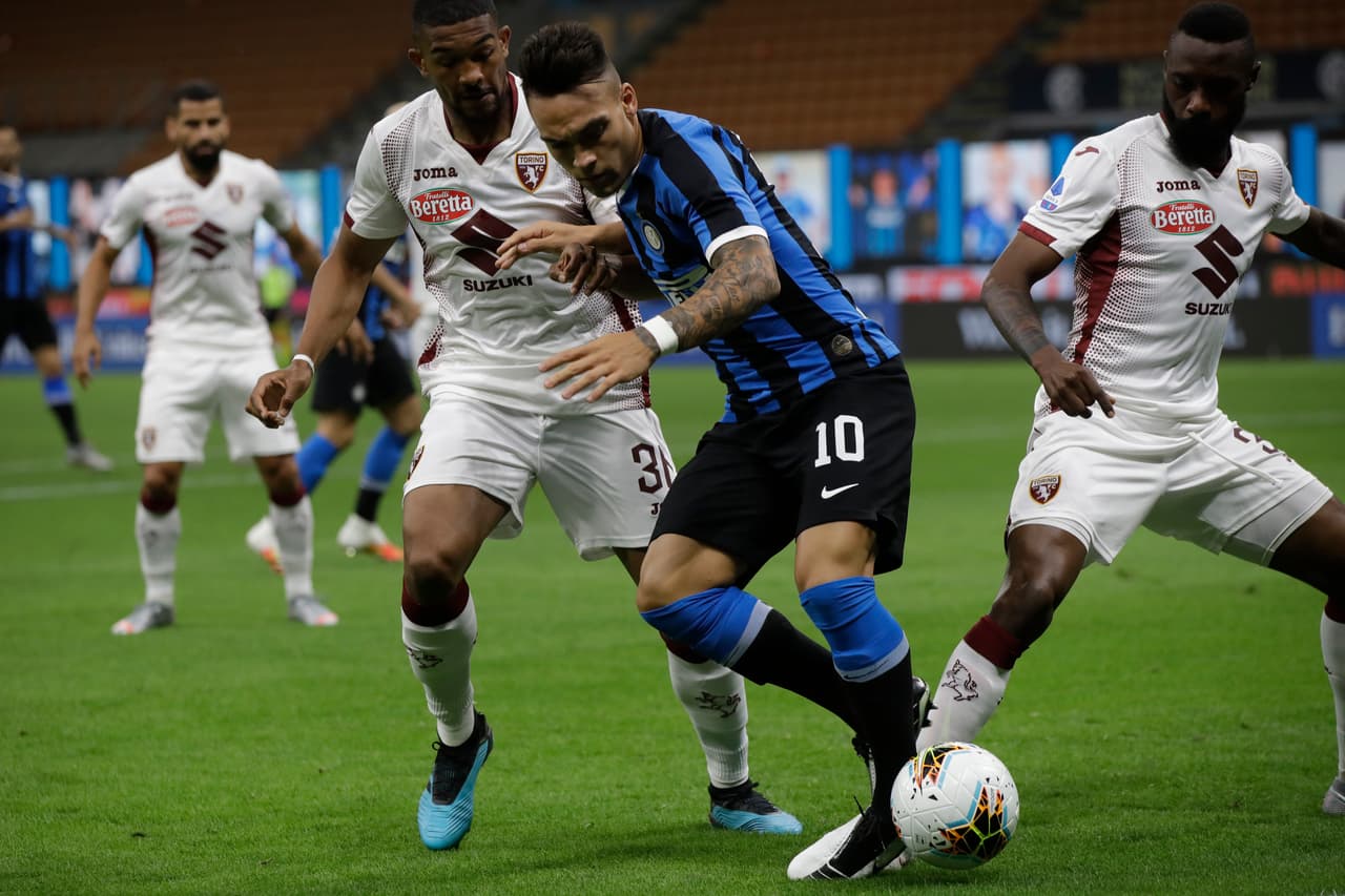 Con goles de Ashley Young, Diego Godín y Lautaro Martínez, el Inter consigue los tres puntos en el Giuseppe Meazza frente al Torino.