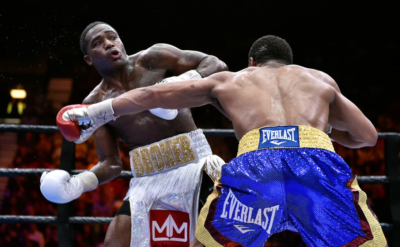 Broner se vio inoperante en la mayor parte de la batalla.