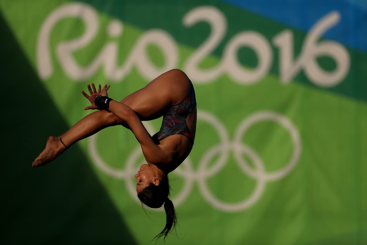 "Tenías que haber visto el número de condones que repartieron en la Villa. ¿Qué eran, para hacer globos?", replicó sobre el caso, contó que muchos abrieron Tinder peroexplicó que la diferencia es que su caso se había filtrado.