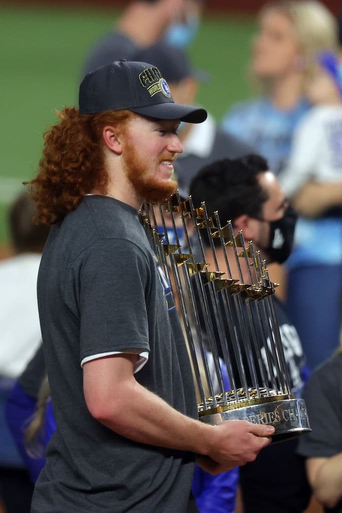 Todo es felicidad en Los Angeles, luego de que los Dodgers consiguieran el tan anisado título de Serie Mundial al derrotar a los Tampa Bay Rays.