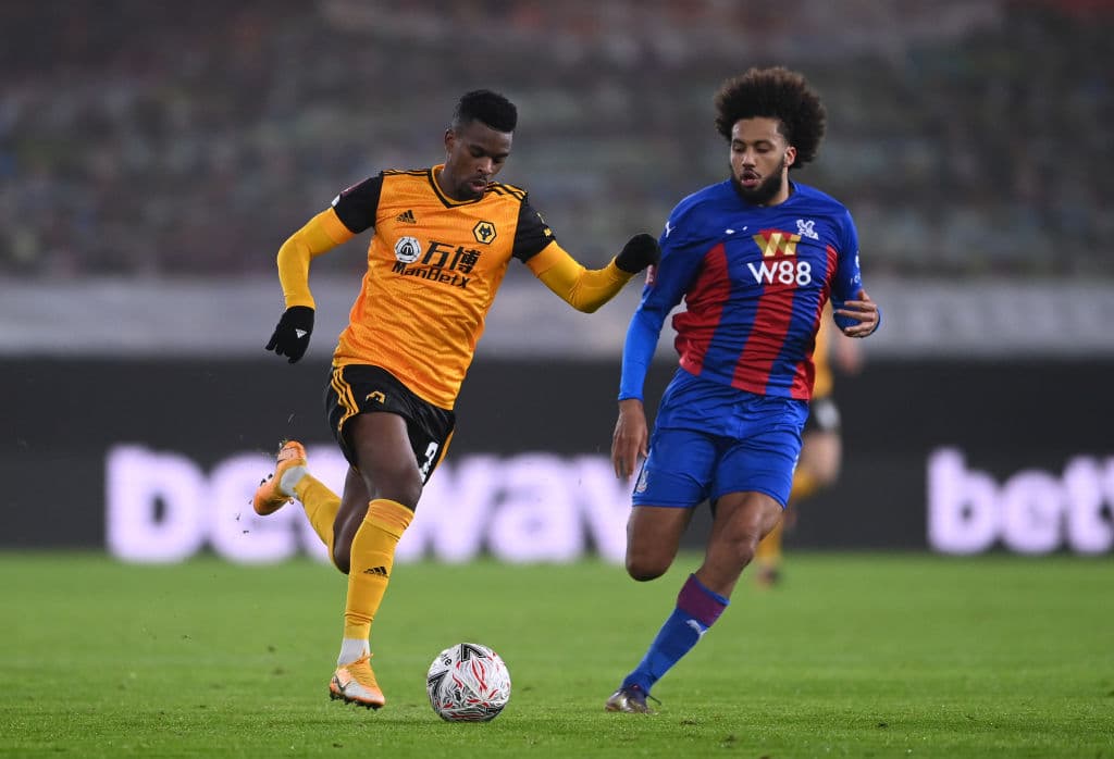 Adama Traoré (35’) hizo el solitario gol para clasificar al conjunto de Raúl Alonso Jiménez a la siguiente ronda de la competición inglesa.