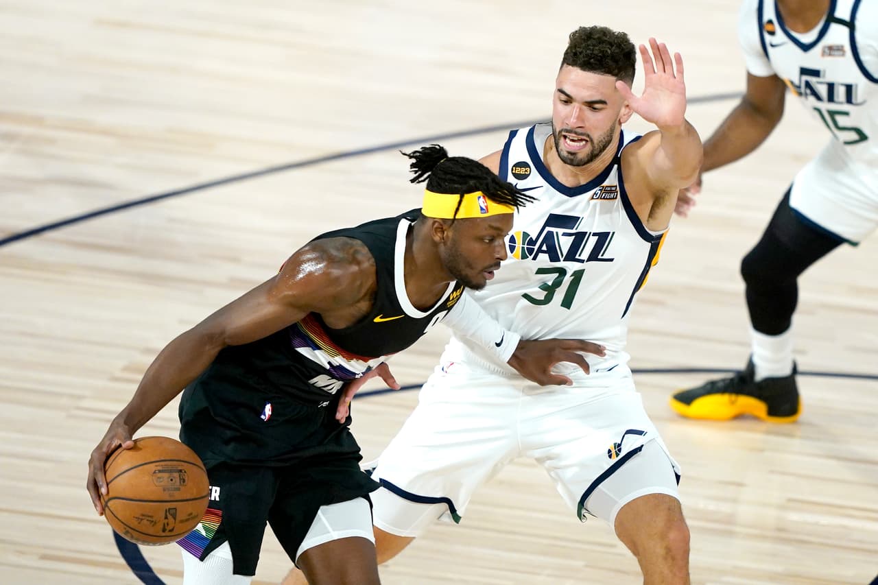 El ataque de Denver sale inspirado, y con un resultado de 125-135, los Nuggets se imponen en el primer partido al Utah Jazz.