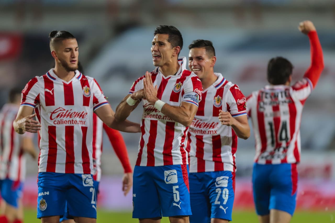 Tuzos y Chivas empatan 1-1 en Pachuca, los locales fallaron un penal en la recta del partido. Pachuca continúa en el fondo de la tabla con tres puntos y las Chivas se sitúan en la 12 plaza con 7 unidades.