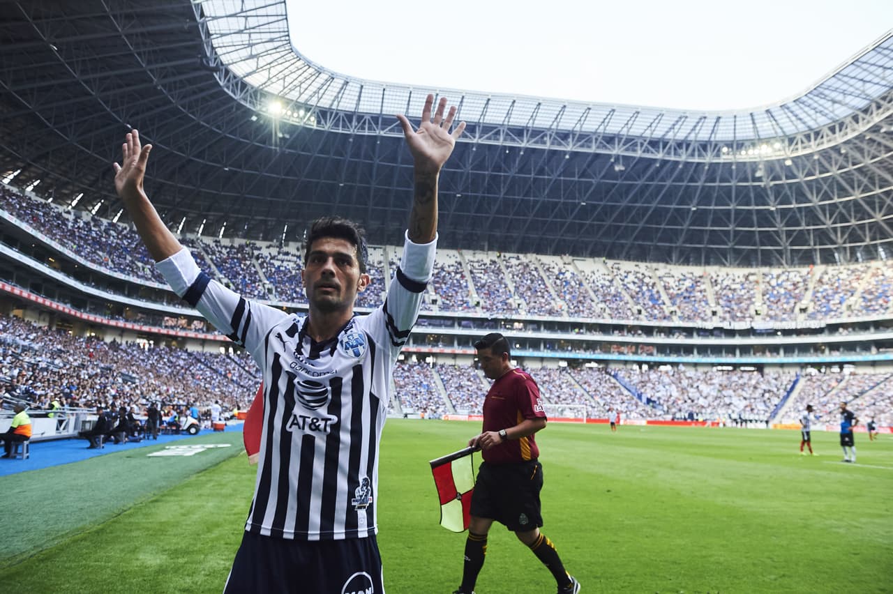 El Estadio BBVA Bancomer se rindió ante un Walter Erviti que si bien marcó 17 goles en 232 partidos dejó en la cancha el corazón.