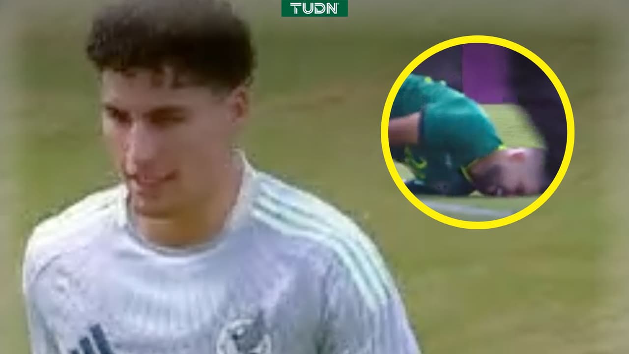 ¡Imperdible! Jorge Sánchez es el primer amonestado del partido por esta acción