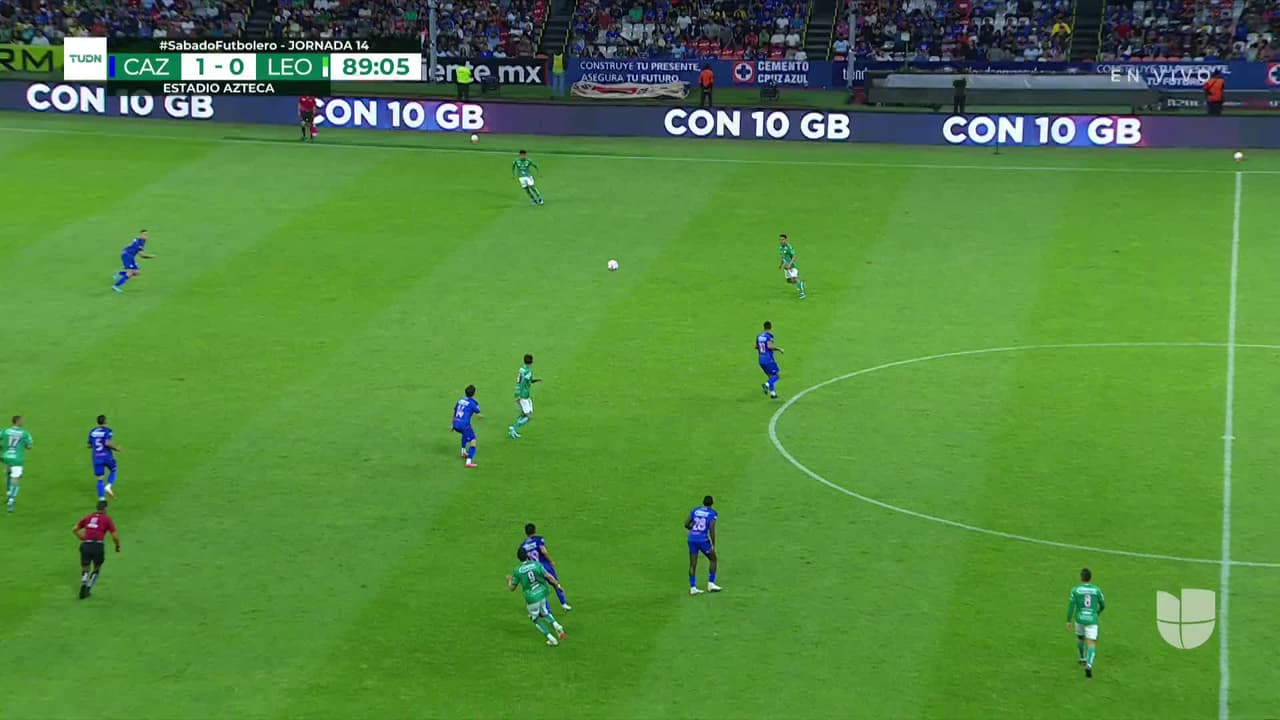 ¡TIRO ATAJADO! disparo por Miguel Rodríguez.