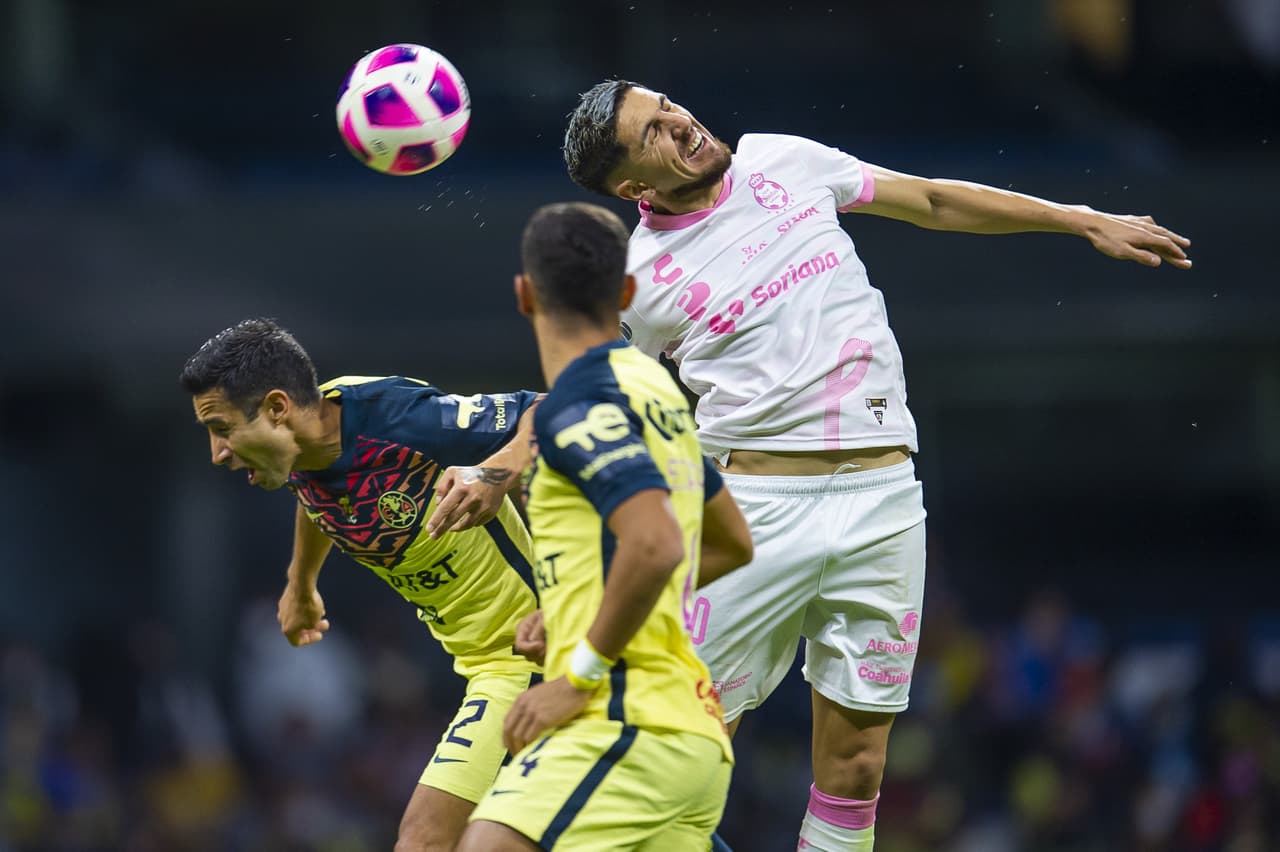 Con goles de Alvaro Fidalgo y Sebastián Córdova, América vence 2-1 a Santos, llegan a 31 puntos y continúan como líderes del torneo.