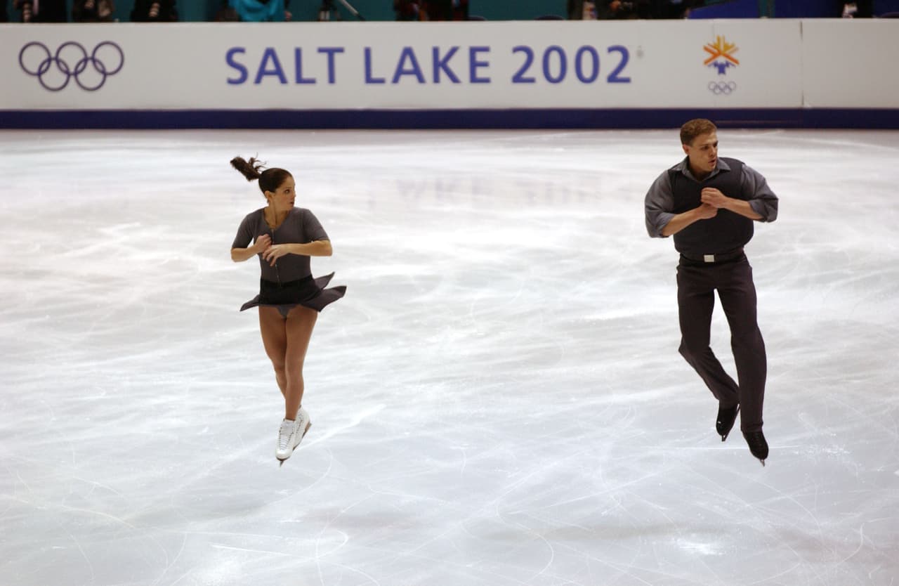 En un bloque estaba el estadounidense, el alemán, el canadiense y el japonés votaron a favor de los canadienses, mientras que el ruso, el polaco, el ucraniano, el chino y la francesa era del 'otro bando'.