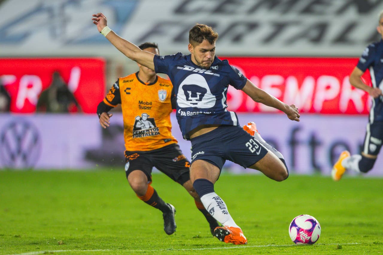 Con goles de Juan Pablo Vigón y Erick Aguirre, Pumas y pachuca no se pueden quedar con la victoria y se conforman con un punto.