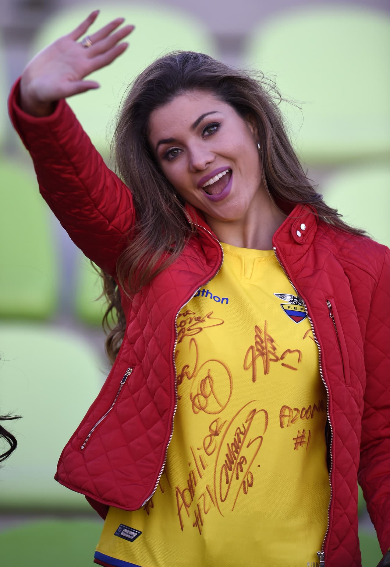 Disfruta de las bellas aficionadas que se hicieron presentes en el arranque de la segunda jornada de la Copa América