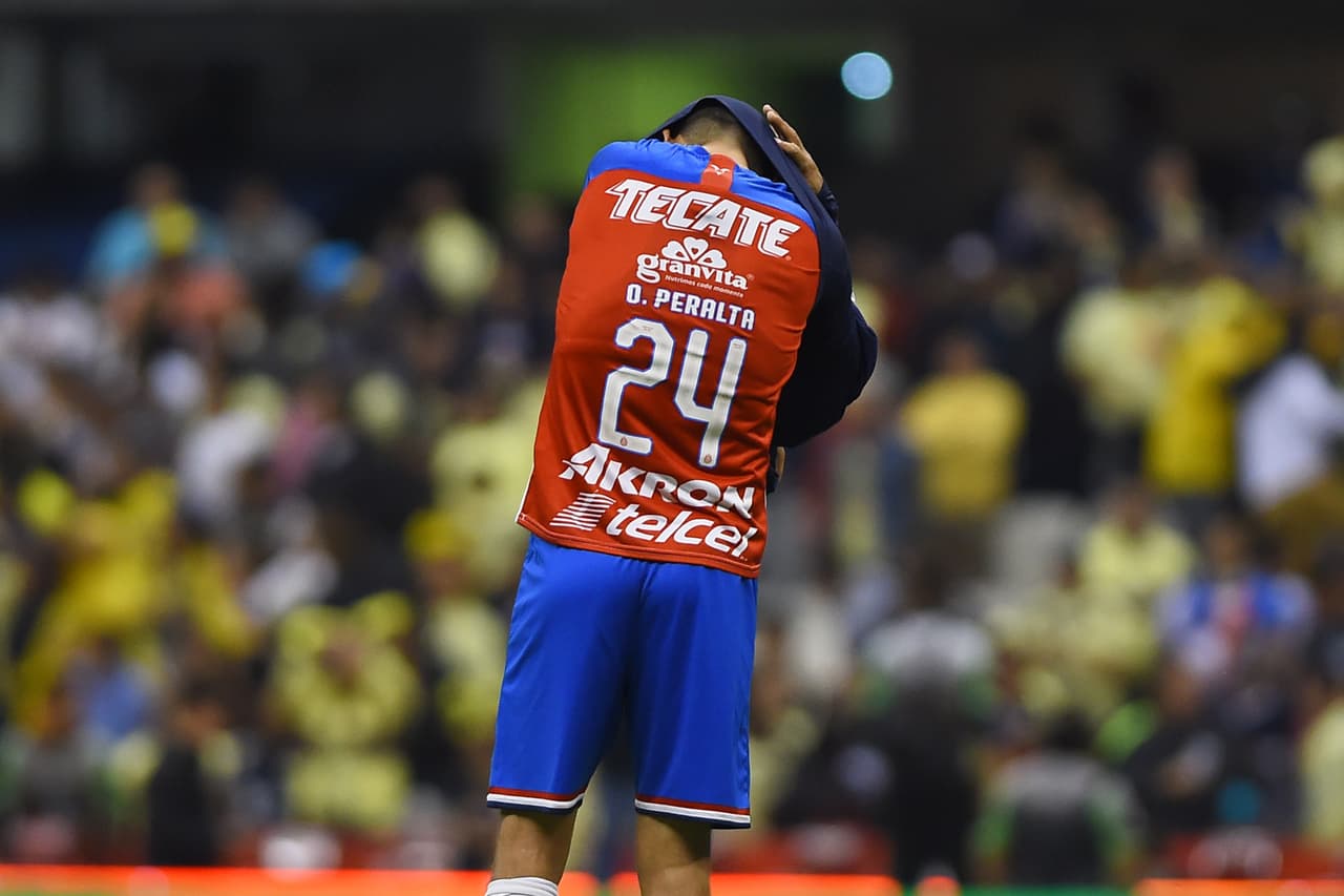 Luis Fernando Tena enterró el reencuentro: Oribe Peralta no jugó ante América