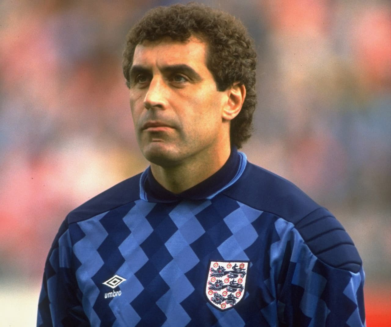 Shilton fue el último gran arquero inglés, con 125 partidos internacionales, 17 en la Copa del Mundo y 10 de ellos sin recibir gol en las copas de 1982, 1986 y 1990.