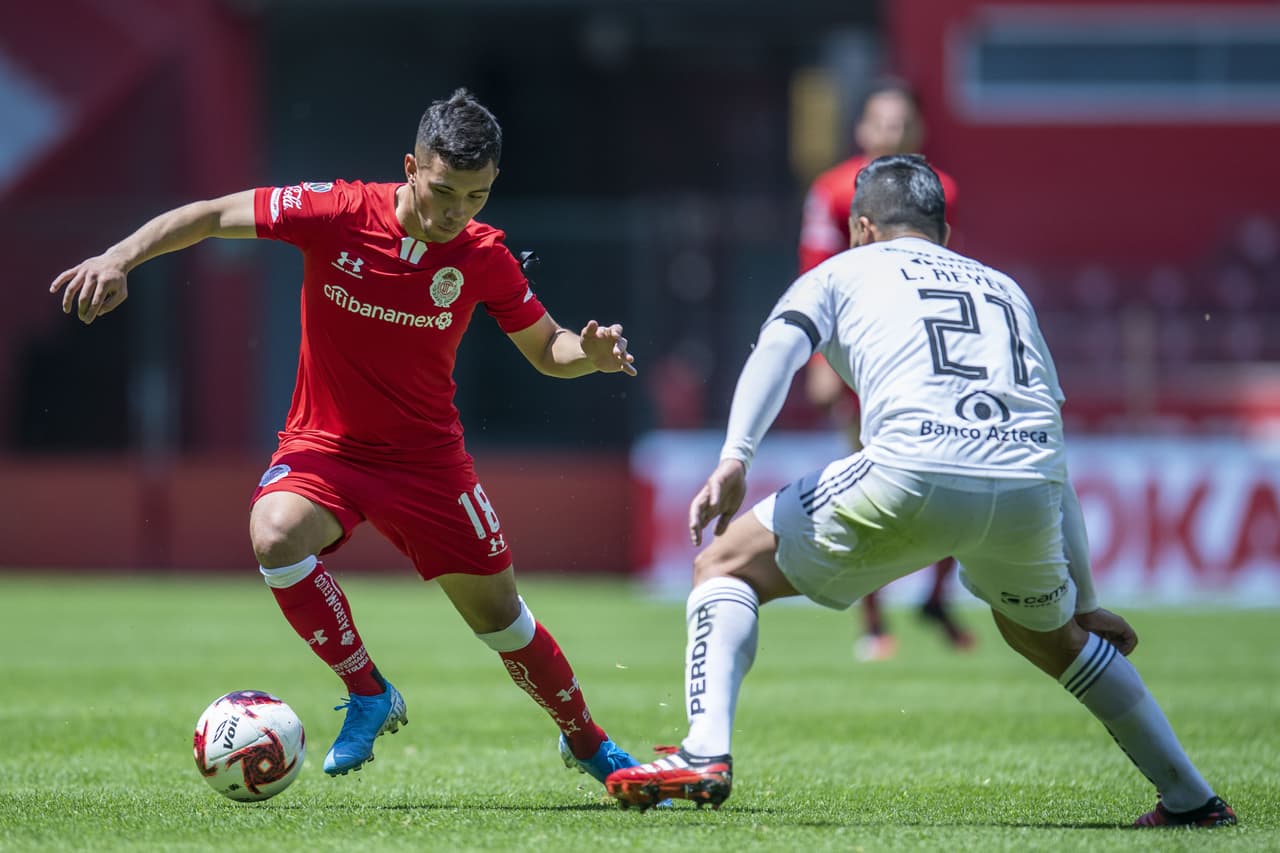 Atlas busca el segundo gol al minuto 58 pero es desviado y se convierte en tiro de esquina.