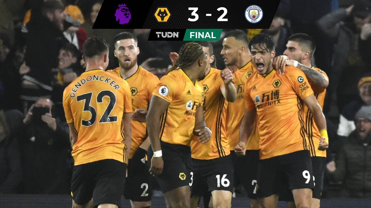 Raúl Jiménez comanda espectacular remontada al Manchester City