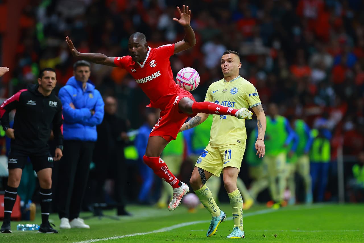 Con goles de Haret Ortega y Leo Fernández, el cuadro mexiquense aprovechó los errores azulcremanas para ir con ventaja al juego de vuelta que se disputará el próximo sábado en la cancha del Estadio Azteca con un 2-1 parcial.