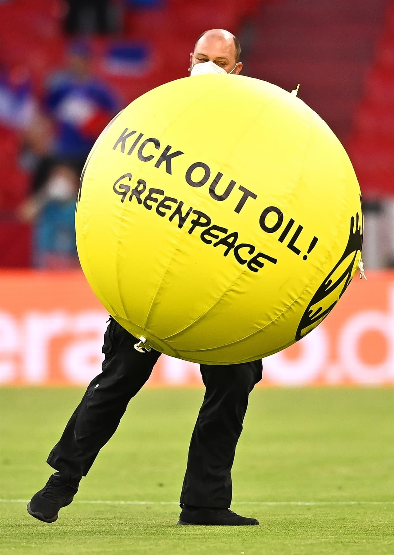 Francia derrota a Alemania en su debut en la Euro 2020 con marcador de 1-0. El primer y único tanto del encuentro fue un autogol por parte de Matts Hummels durante el primer tiempo, dandole la victoria a 'les Bleus' e inicia el campeón del mundo con el pie derecho.