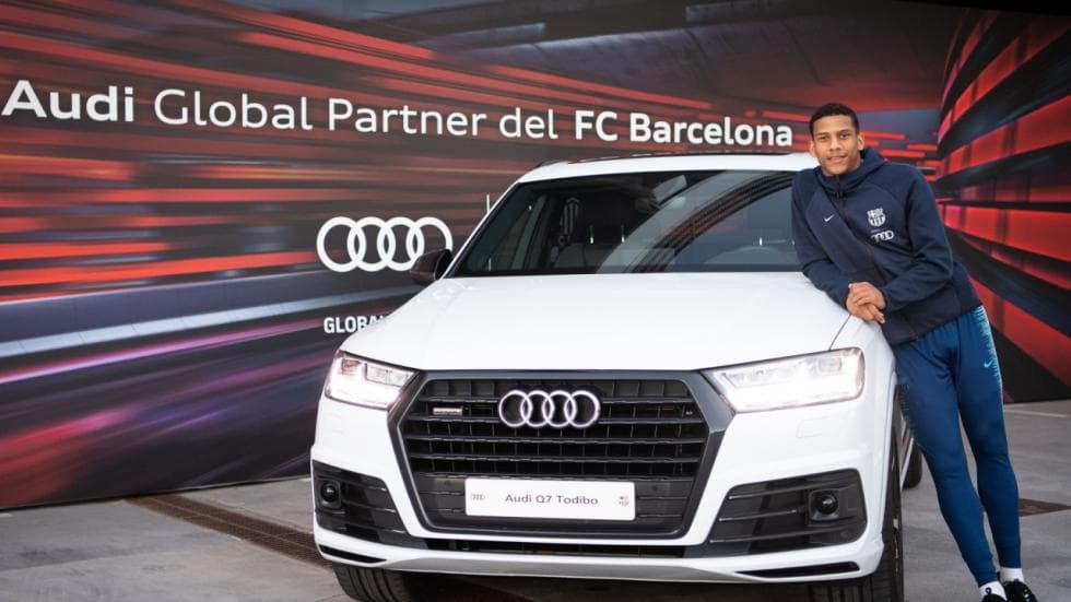 Jean-Clair Todibo - Audi Q7 50 TDI quattro tiptronic