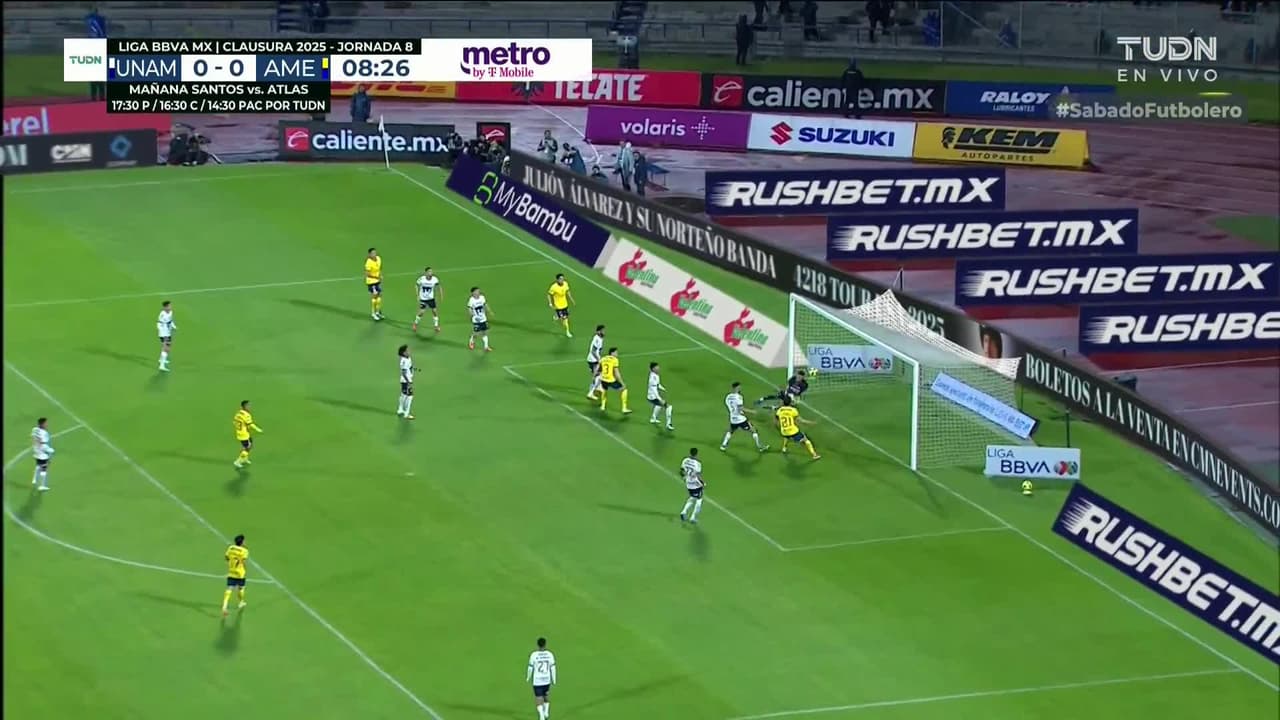 ¡TIRO ATAJADO! disparo por Israel Reyes.