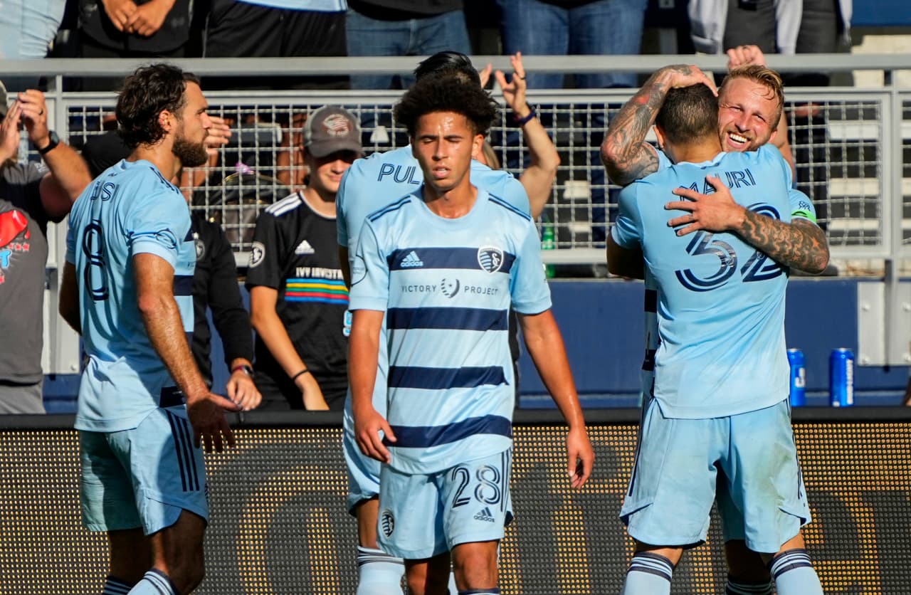 Sporting KC sigue con su costumbre de ser candidato a hacer cosas importantes cuando comiencen los Playoffs.
<br>