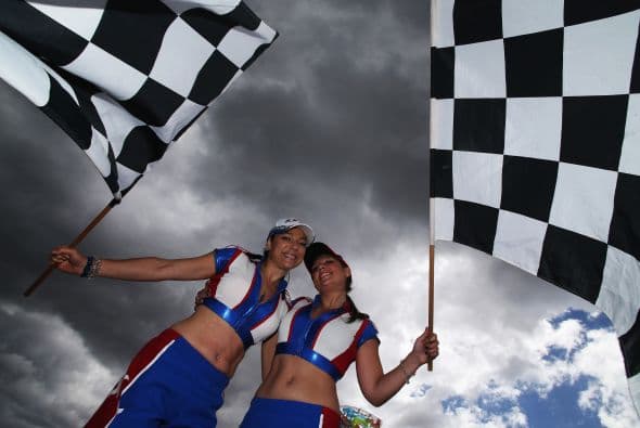 La carrera de autos más importante del mundo, debe tener a las mujeres más hermosas de todo el planeta. Te presentamos este collage de diosas de la F1.