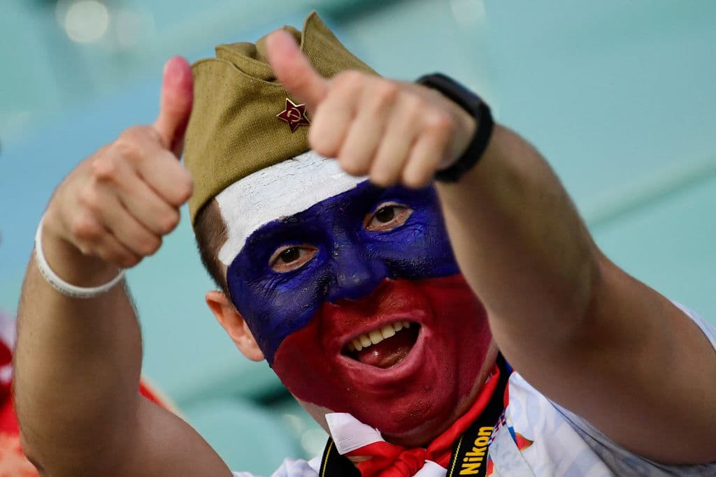 Los fanáticos le dieron un color especial a la fiesta del partido entre Rusia y Croacia por los cuartos de final del Mundial, en la búsqueda del último semifinalista del torneo.