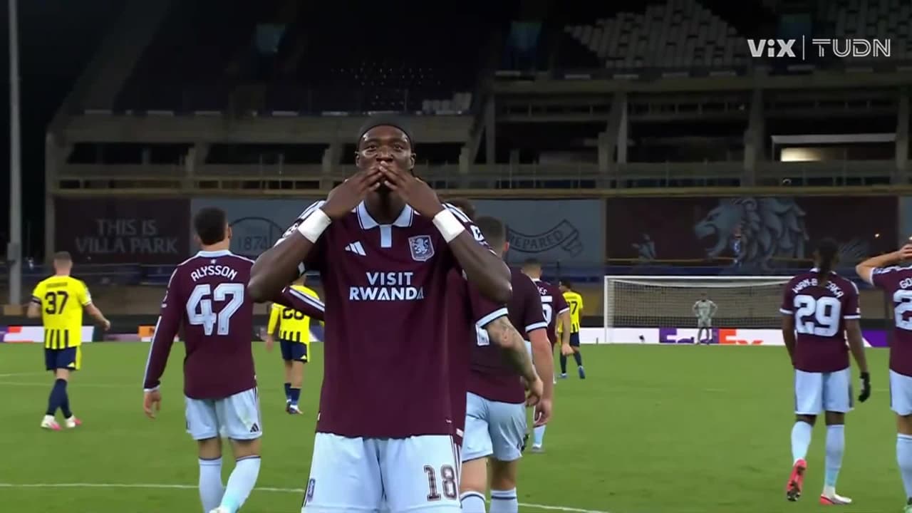 ¡El sexto del Aston Villa! Abraham solo la toca para mandarla al fondo