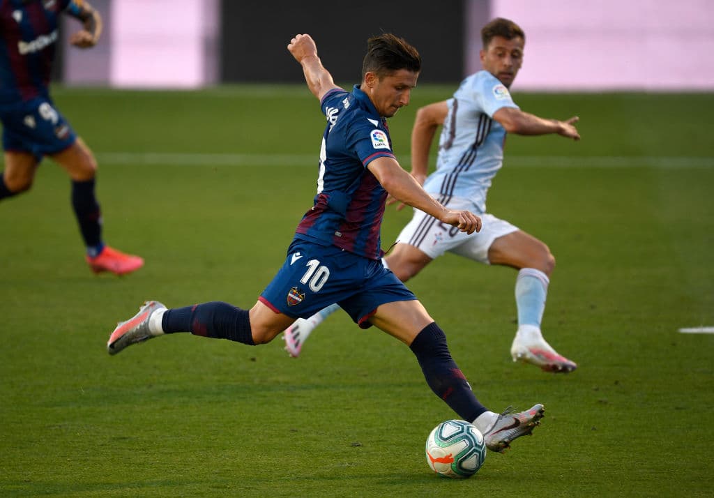 Levante llegó a 46 unidades y ocupan la decimosegunda posición. Celta de Vigo tiene en sus manos no descender.